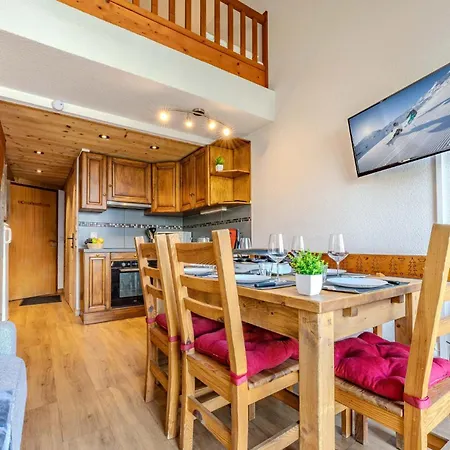 شقة Cozy Duplex With Balcony, Parking & Mountain View - Le Silveralp *